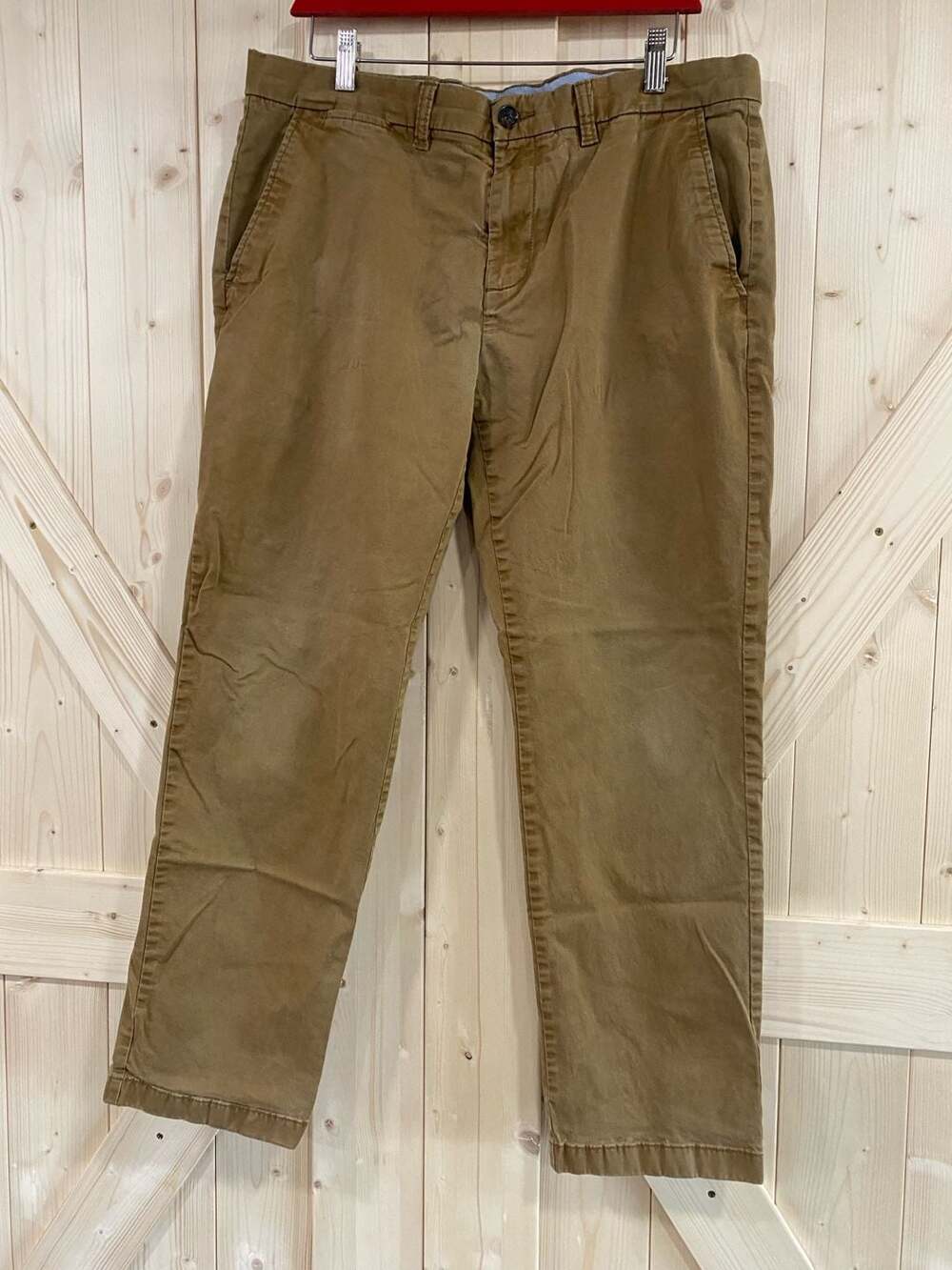 Tommy Hilfiger Men's Brown Khaki Chino Pants